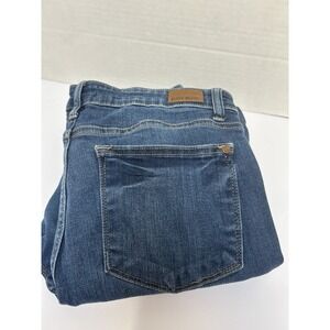 Judy Blue Mid-Rise Relaxed Fit Jeans Shark Bite Hem Size 11/30 Style #82227